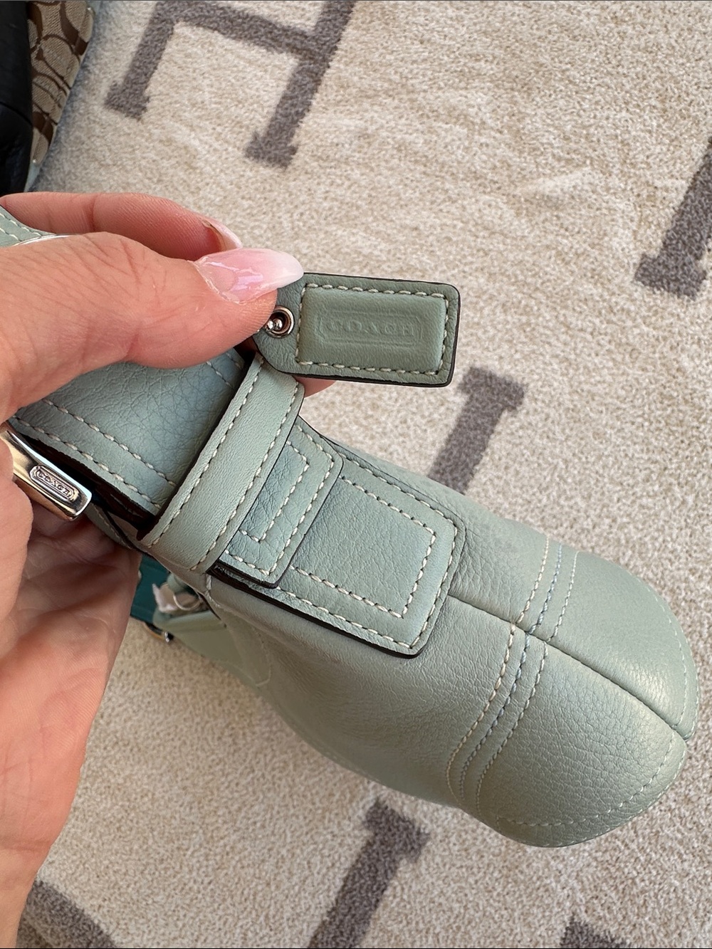 Mint Green Leather 2005 vintage Coach - Picture 7 of 11